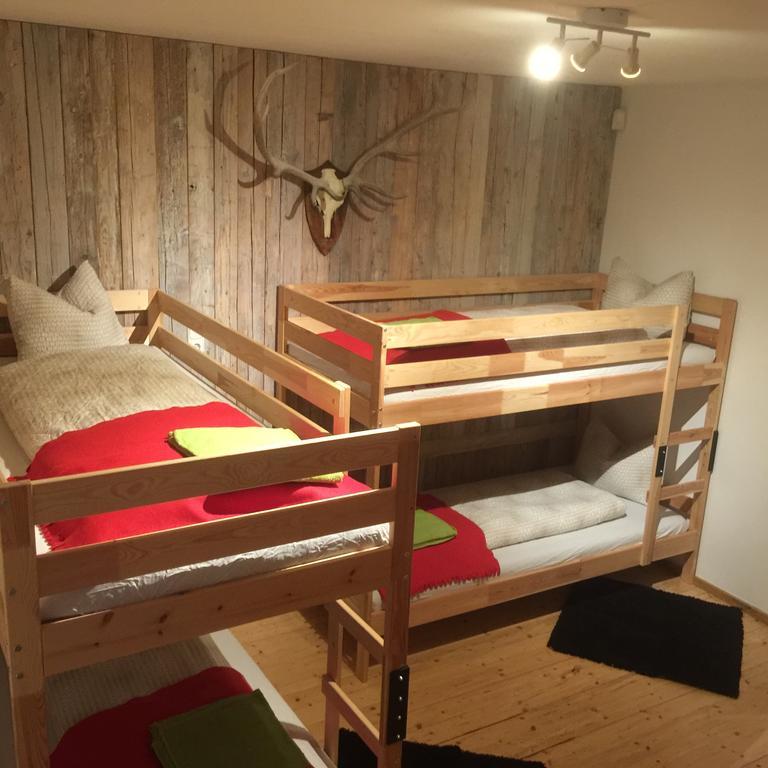 Jack'S Lake & Mountain Hostel Kitzbuhel Room photo